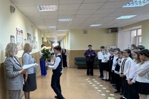 21 апреля состоялась линейка для 4-х классов - первая Всероссийская проверочная работа (ВПР) в их жизни.